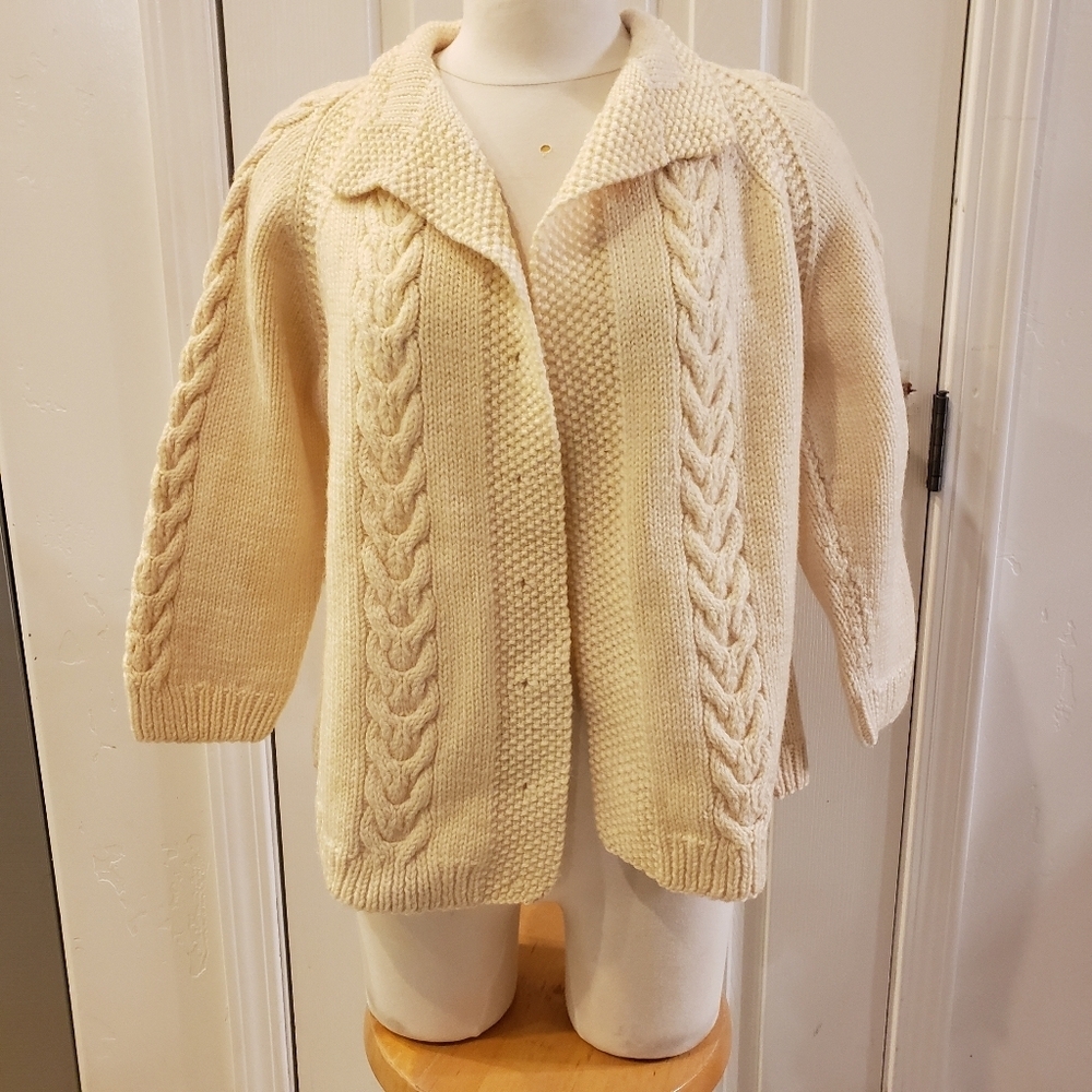 The Knitting Needle Vintage